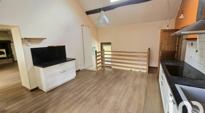 Maison 5 pièces de 218 m² à Saint-Agnant-de-Versillat (23300)