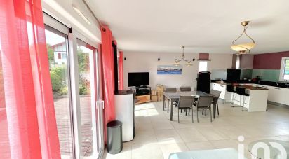 Maison 4 pièces de 127 m² à Briscous (64240)