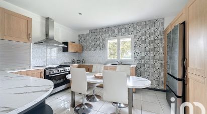 Maison 3 pièces de 71 m² à Saint-Sever (40500)