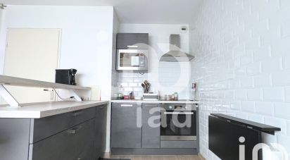 Apartment 2 rooms of 43 m² in Lille (59000)