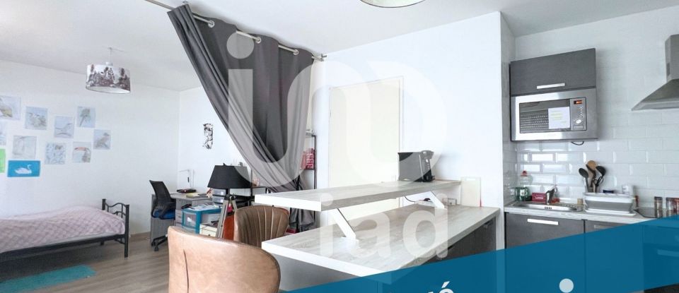 Apartment 2 rooms of 43 m² in Lille (59000)