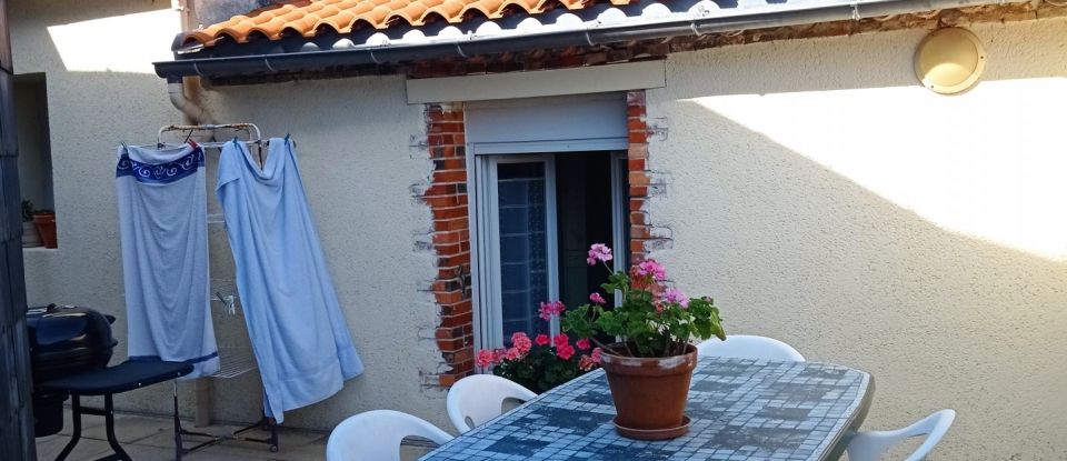 Apartment 5 rooms of 468 m² in La Chaize-le-Vicomte (85310)