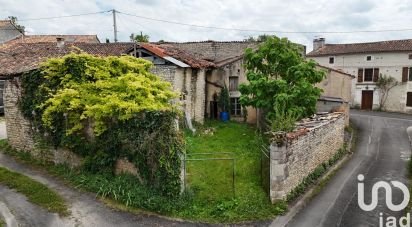 Maison de village 3 pièces de 100 m² à Saint-Amant-de-Boixe (16330)