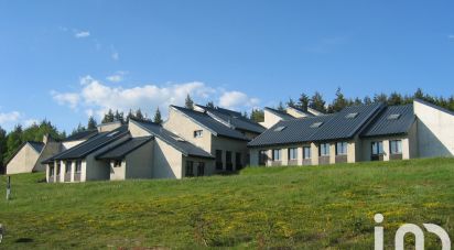 Block of flats in Clavières (15320) of 3,006 m²