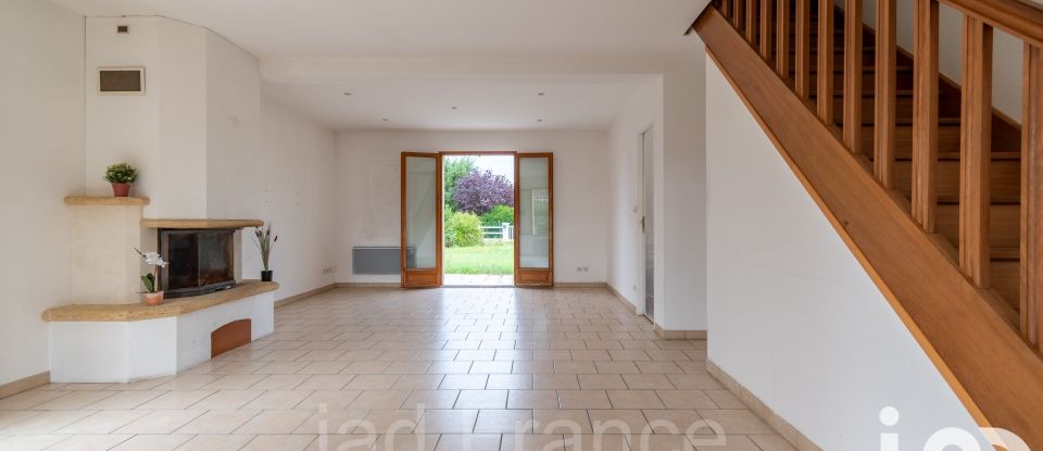 Maison 6 pièces de 130 m² à Freneuse (78840)