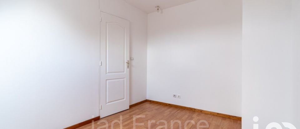 Maison 6 pièces de 130 m² à Freneuse (78840)