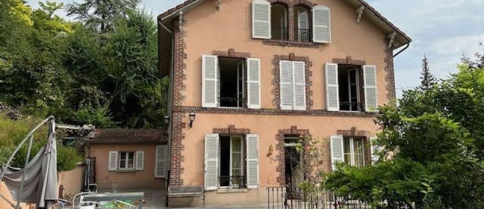 Maison 7 pièces de 200 m² à L'Isle-Adam (95290)