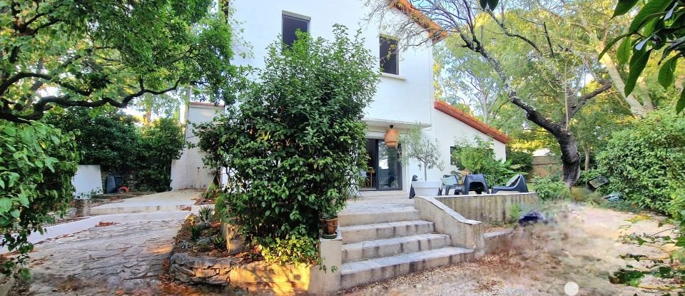 Maison traditionnelle 4 pièces de 130 m² à Nîmes (30900)