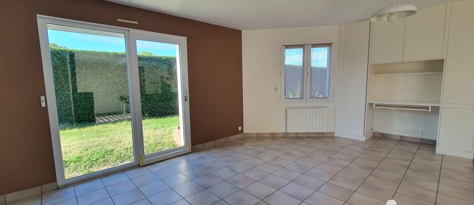 House 6 rooms of 134 m² in Essarts en Bocage (85140)