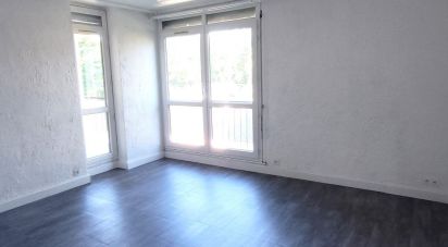 Apartment 4 rooms of 71 m² in Avon (77210)