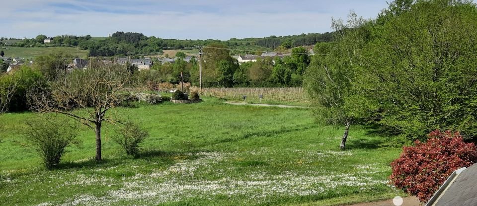 Maison traditionnelle 6 pièces de 192 m² à Val-du-Layon (49190)