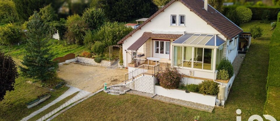 Maison 5 pièces de 105 m² à Saint-Pierre-Aigle (02600)