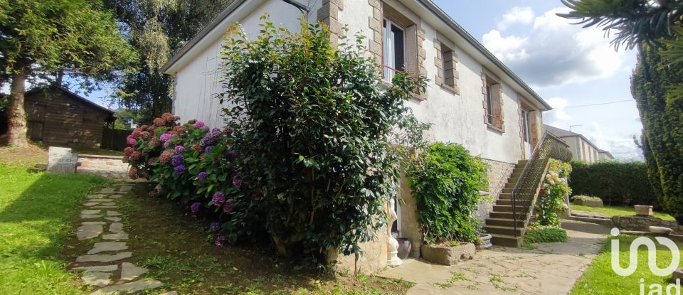 House 4 rooms of 85 m² in MORTAIN (50140)