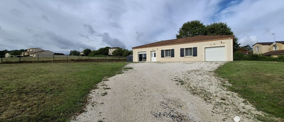 Maison traditionnelle 4 pièces de 128 m² à Moncrabeau (47600)