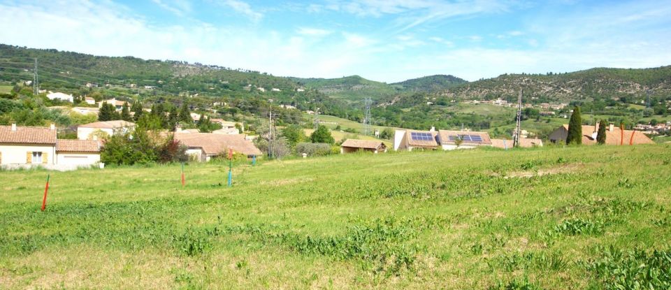 Land of 883 m² in Manosque (04100)