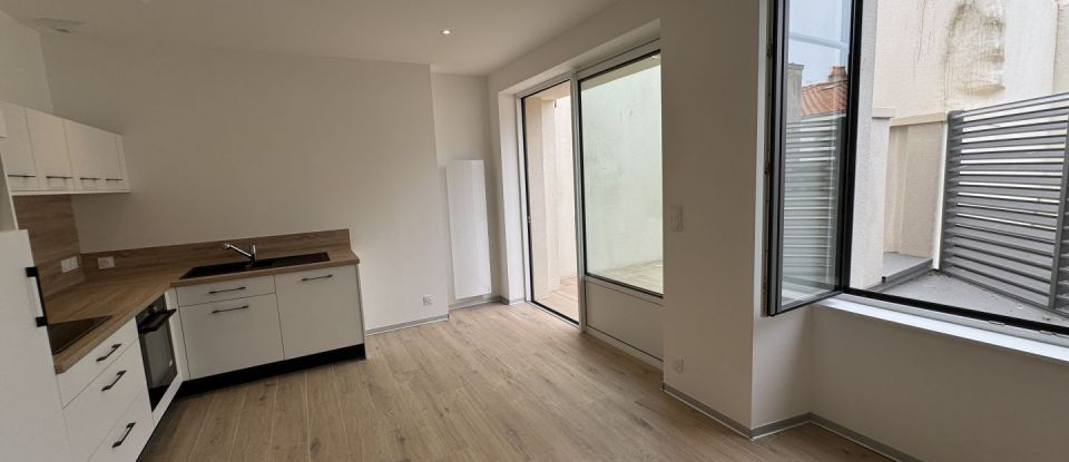 Apartment 4 rooms of 98 m² in Les Sables-d'Olonne (85100)