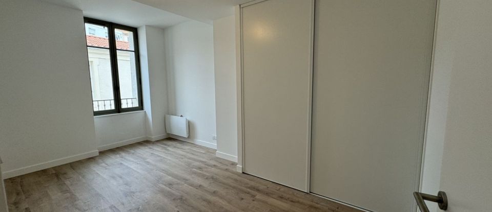 Apartment 4 rooms of 98 m² in Les Sables-d'Olonne (85100)