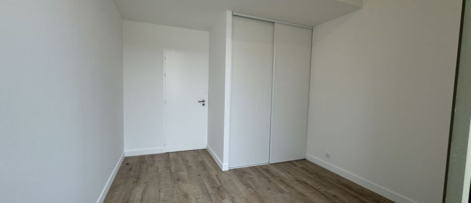 Apartment 4 rooms of 98 m² in Les Sables-d'Olonne (85100)