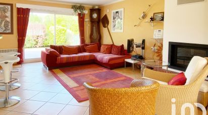 House 5 rooms of 175 m² in Pierrefonds (60350)