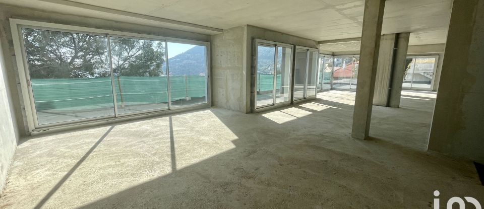 Maison 7 pièces de 500 m² à Beausoleil (06240)