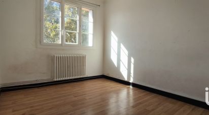 Apartment 3 rooms of 54 m² in Toulon (83000)