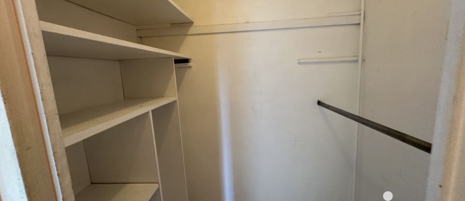 Appartement 4 pièces de 77 m² à Clermont-Ferrand (63100)