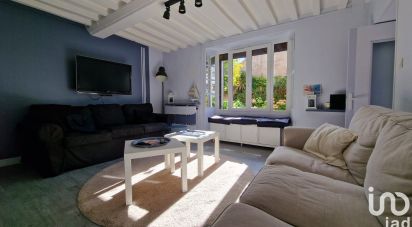 Maison 5 pièces de 110 m² à Grandcamp-Maisy (14450)