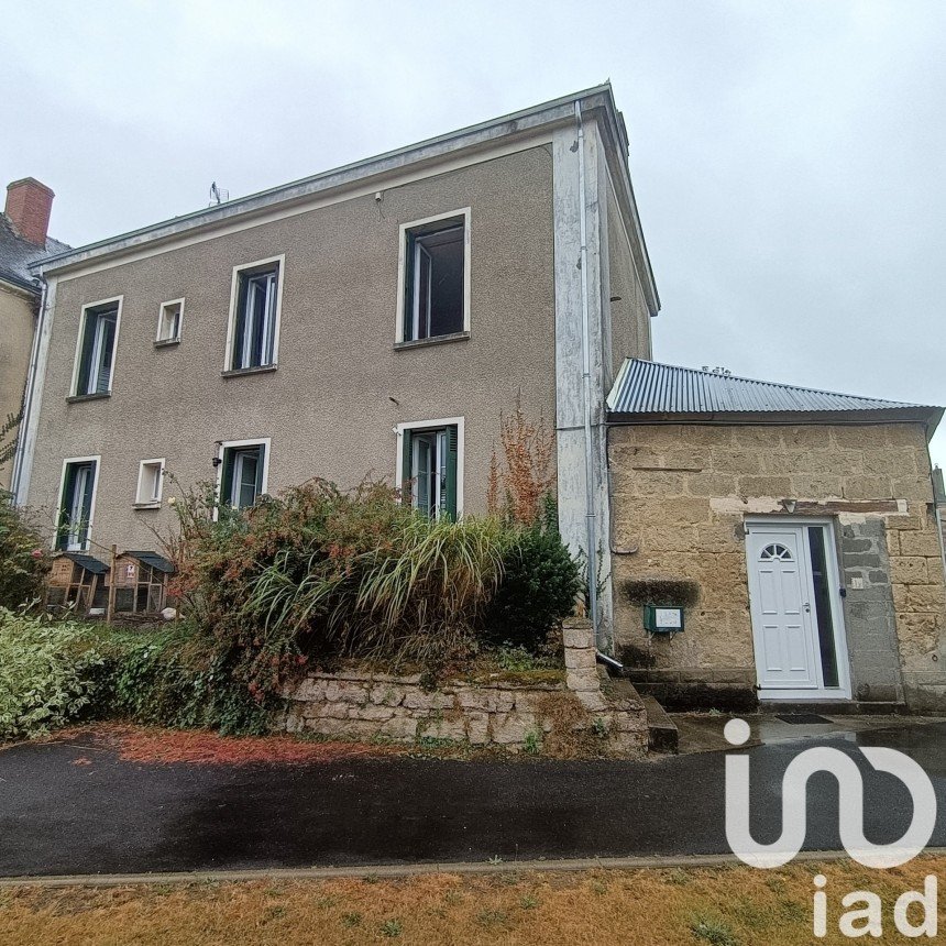 Village house 8 rooms of 142 m² in DOUÉ EN ANJOU (49700)