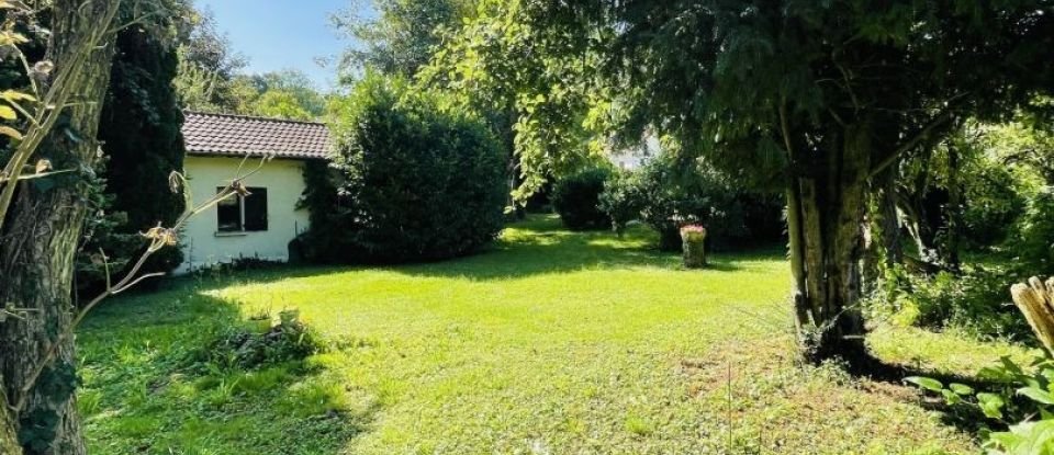 Maison de campagne 5 pièces de 138 m² à Saint-Amand-sur-Fion (51300)