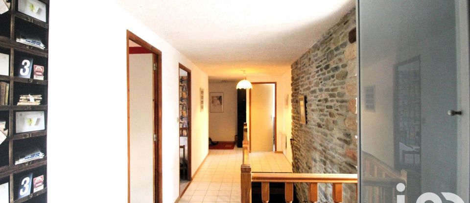 Lodge 6 rooms of 129 m² in Genêts (50530)