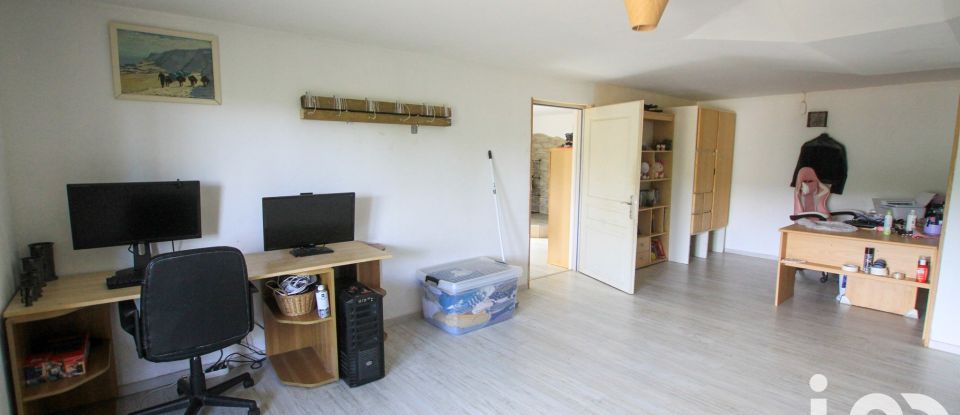 Maison 8 pièces de 199 m² à Le Buisson-de-Cadouin (24480)