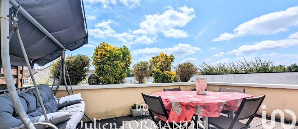 Appartement 5 pièces de 97 m² à Bailly-Romainvilliers (77700)