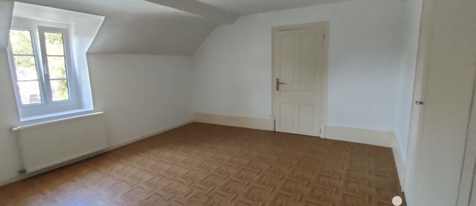 Maison 5 pièces de 105 m² à - (21110)