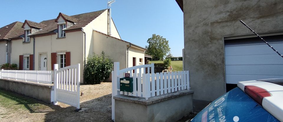 Village house 5 rooms of 105 m² in Tart-l'Abbaye (21110)