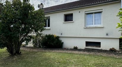 Maison 5 pièces de 84 m² à Berry-Bouy (18500)