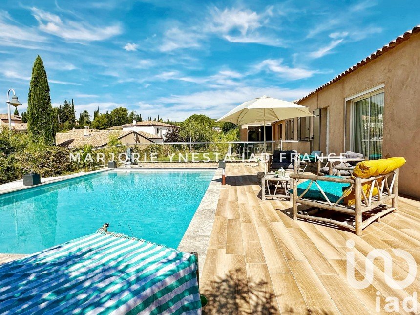 Maison 5 pièces de 165 m² à Le Castellet (83330)