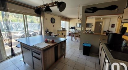 Maison 4 pièces de 111 m² à Parthenay (79200)