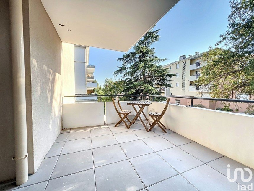 Apartment 3 rooms of 57 m² in Avignon (84000)