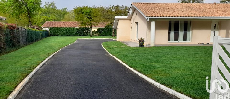 Maison traditionnelle 4 pièces de 110 m² à Saint-Jean-d'Illac (33127)