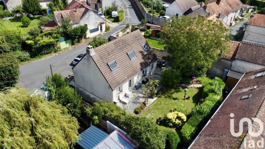 Maison traditionnelle 5 pièces de 115 m² à Vert-Saint-Denis (77240)