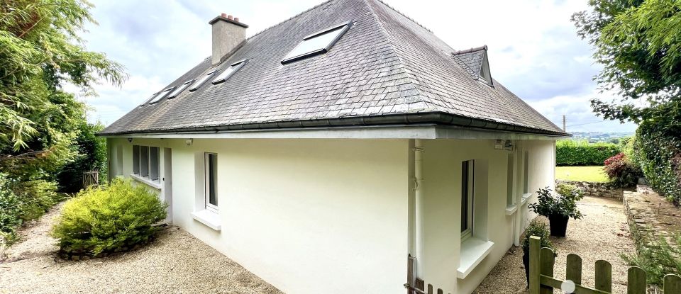 Maison 8 pièces de 250 m² à Ploubazlanec (22620)