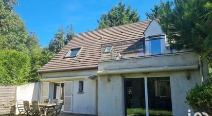 House 8 rooms of 158 m² in Savigny-sur-Orge (91600)