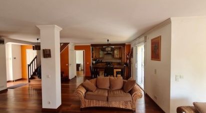 House 8 rooms of 158 m² in Savigny-sur-Orge (91600)