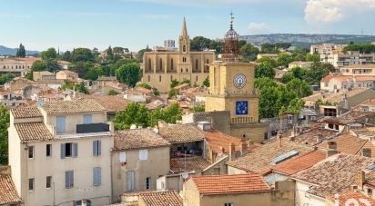 Droit au bail de 90 m² à Salon-de-Provence (13300)