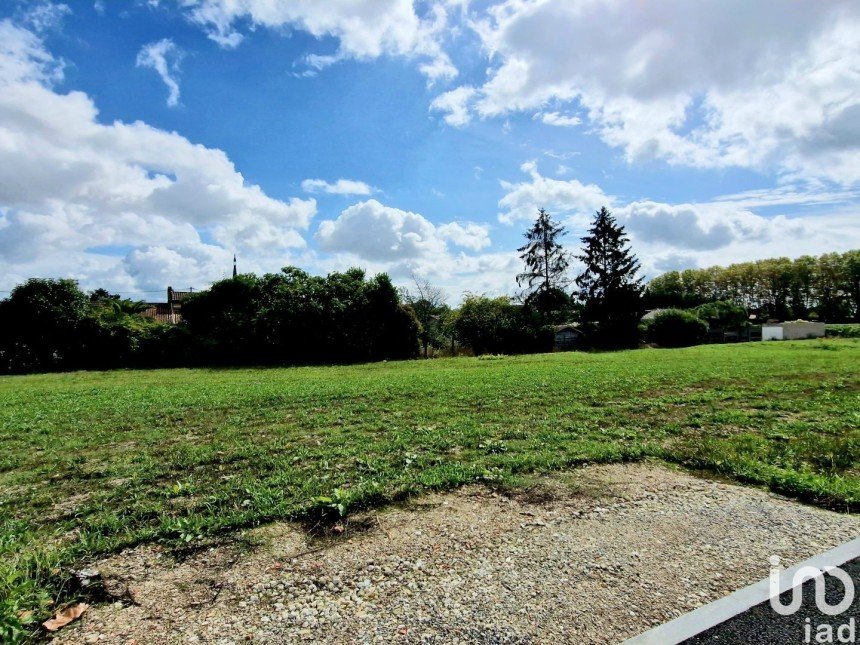 Vente Terrain 690m² à Soussans (33460) - Iad France