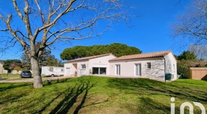 Maison 5 pièces de 127 m² à Bagnols-sur-Cèze (30200)