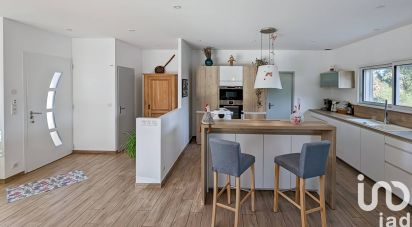 Maison 5 pièces de 127 m² à Bagnols-sur-Cèze (30200)