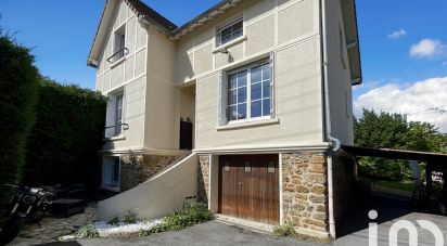 Maison traditionnelle 6 pièces de 132 m² à Montfermeil (93370)