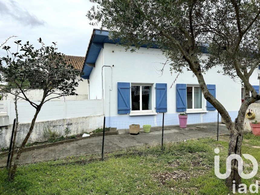 House 4 rooms of 95 m² in Tarnos (40220)