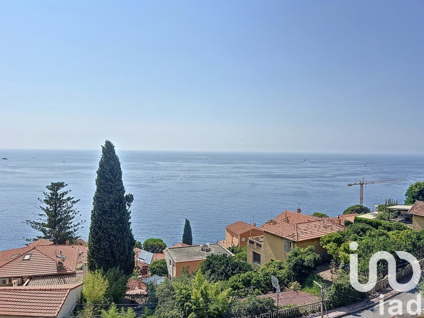 Apartment 4 rooms of 65 m² in Roquebrune-Cap-Martin (06190)